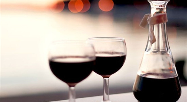 紅酒醒酒 紅酒醒酒